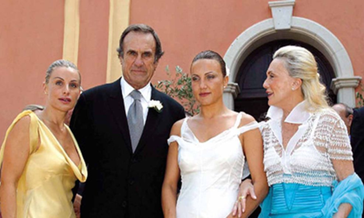 La familia unida: Lole y Mimicha se reunieron para la boda de Cora Reutemann La familia unida: Lole y Mimicha se reunieron para la boda de Cora Reutemann