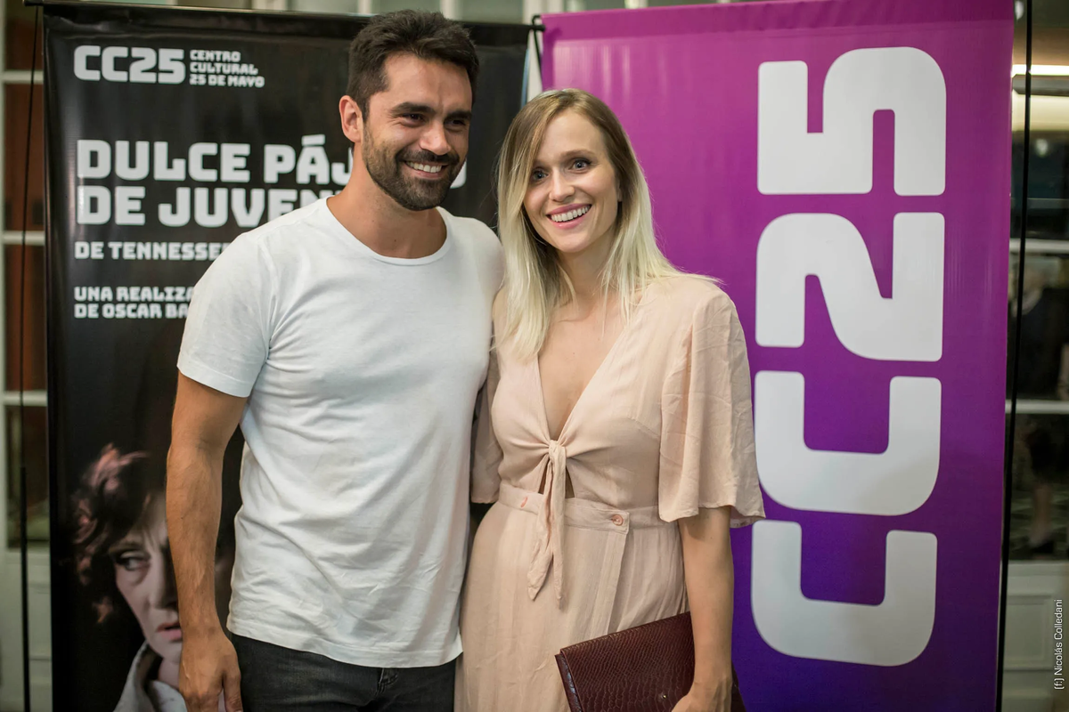 También se los vio juntos en otro evento, sonrientes y de buen humor. Eso se explicaría con que la ruptura habría sido en buenos términos. Foto: Nicolás Colledani También se los vio juntos en otro evento, sonrientes y de buen humor. Eso se explicaría con que la ruptura habría sido en buenos términos. Foto: Nicolás Colledani