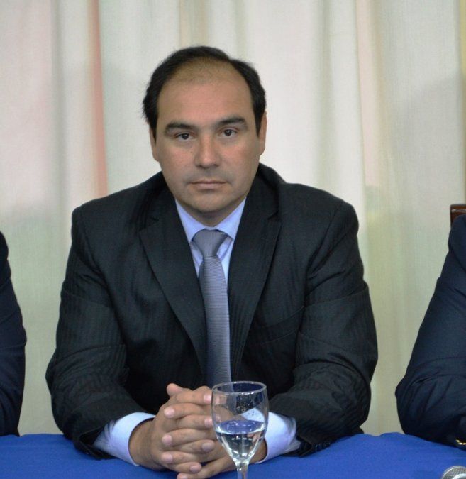 Gustavo Valdés denunció serios incidentes en aguas limítrofes con Paraguay