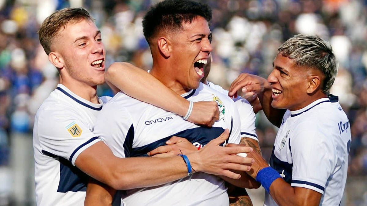 Boca silenció, por ahora, las duras críticas tras golear 3-1 a Platense mientras que Racing, Lanús y Argentinos se despacharon con goleadas y arden la tabla. (Foto: Noticias Argentinas)