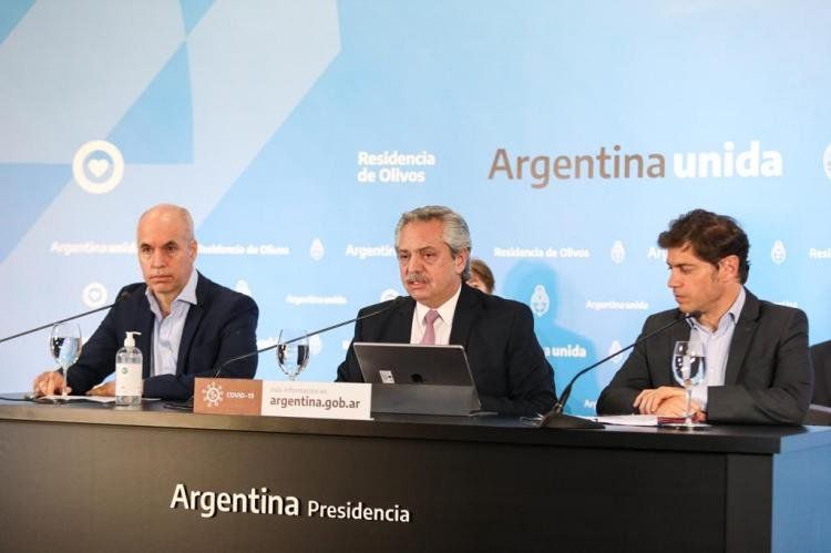 Alberto Fernández en la conferencia de prensa en la que cuestionó el modelo sueco en la pandemia.