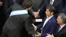 Javier Milei y Axel Kicillof se perfilan como los principales rivales en las elecciones presidenciales. Javier Milei y Axel Kicillof se perfilan como los principales rivales en las elecciones presidenciales.