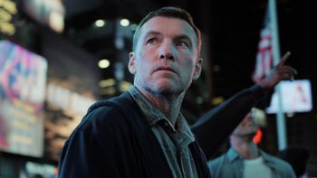 Tiene solo 8 episodios y esta miniserie ya es un vicio para el público