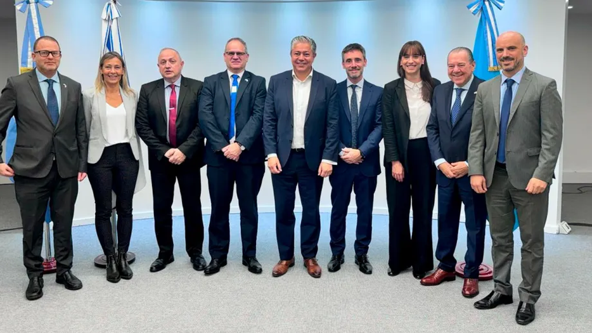 La empresa estatal israelí está denunciada por realizar un plan de manejo de agua que controla y limita el acceso a los habitantes del territorio palestino. La empresa estatal israelí está denunciada por realizar un plan de manejo de agua que controla y limita el acceso a los habitantes del territorio palestino.