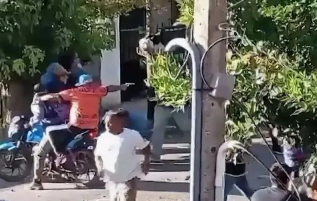 Dos facciones de la UOCRA se enfrentaron a tiros en Berazategui.