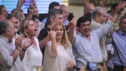 altText(Un fallo judicial electoral pone en 'veremos' el decreto anti colectoras de Macri)}