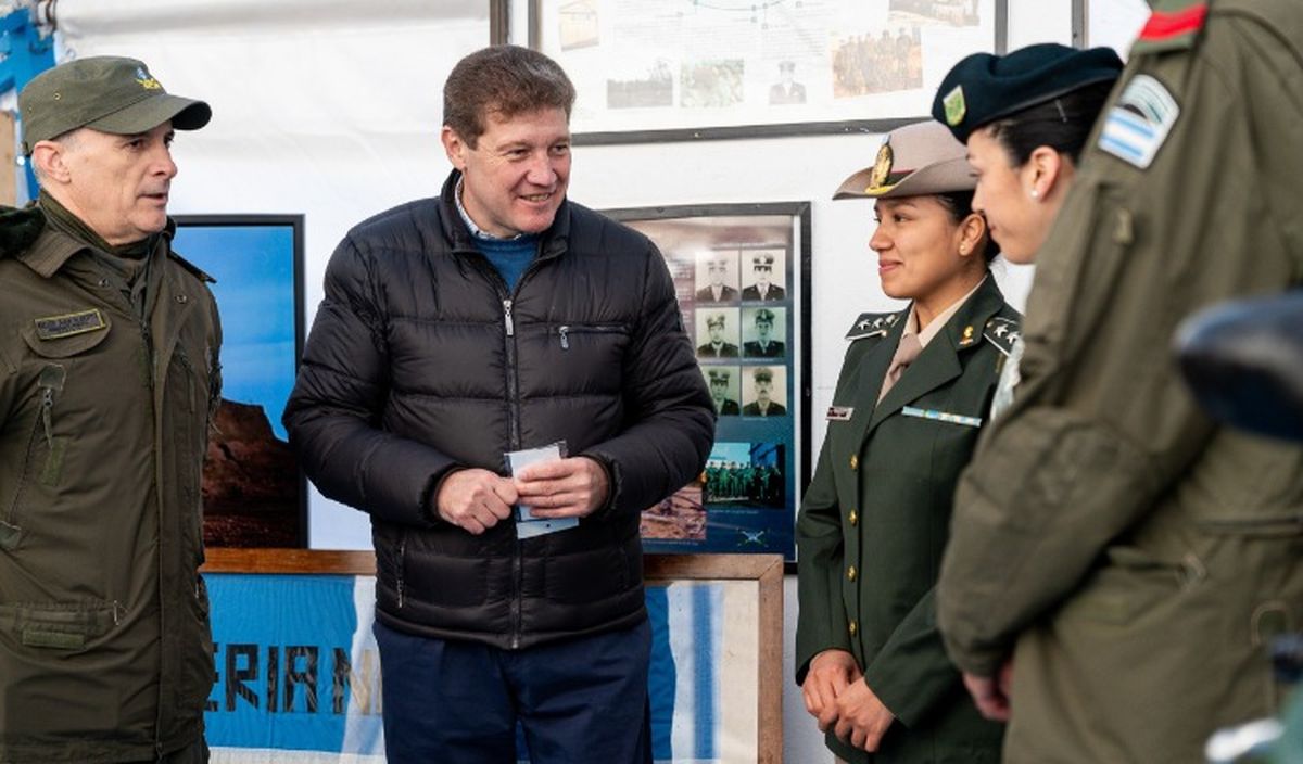 Gobernador Gustavo Melella, iniciando la convocatoria en Tierra del Fuego. Gobernador Gustavo Melella, iniciando la convocatoria en Tierra del Fuego.