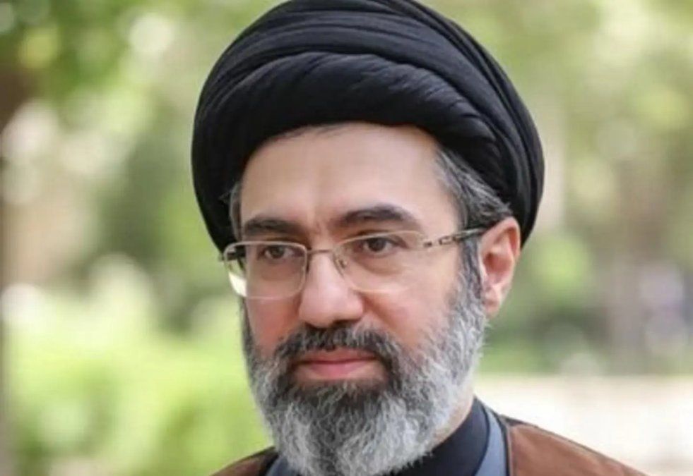 Pete Hegseth, secretario de Defensa de Trump, declaró hace un tiempo que Mojtaba Jamenei -hijo del asesinado Ali Jamenei-, Pete Hegseth, secretario de Defensa de Trump, declaró hace un tiempo que Mojtaba Jamenei -hijo del asesinado Ali Jamenei-,