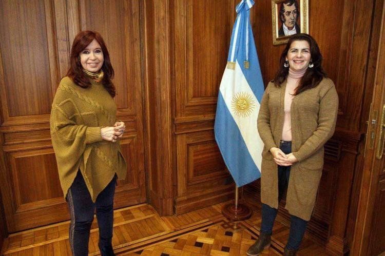 Vicepresidenta CFJ y CFK y la intendente de Moreno, Mariel Fernández.