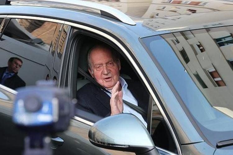 03/03/2013: El Rey español, a su llegada a la clínica La Milagrosa, en Madrid. Foto Jaime García / ABC.