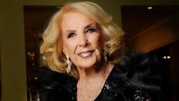 Mirtha Legrand le declaró la guerra a Intrusos: Su inesperada reacción tras el rumor de romance entre Macri y Juana Viale. Mirtha Legrand le declaró la guerra a Intrusos: Su inesperada reacción tras el rumor de romance entre Macri y Juana Viale.