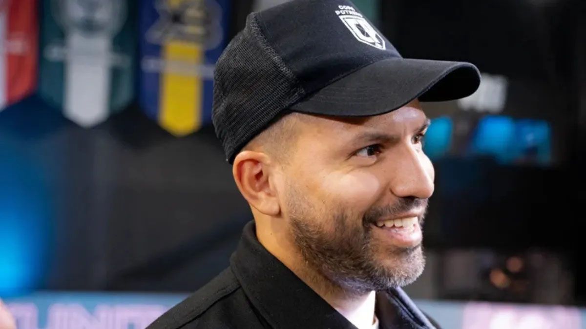 Sergio Kun Agüero organiza un torneo llamado Copa Potrero que repartirá más de 300 mil dólares en premios y contará con la vuelta de Ricardo Centurión. Sergio Kun Agüero organiza un torneo llamado Copa Potrero que repartirá más de 300 mil dólares en premios y contará con la vuelta de Ricardo Centurión.
