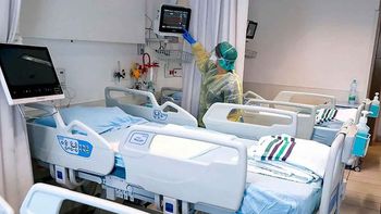 Una sala de terapia intensiva del Hospital Santojanni cerró por falta de médicos intensivistas. Una sala de terapia intensiva del Hospital Santojanni cerró por falta de médicos intensivistas.