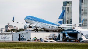 Desde la Cámara de Diputados de la Nación piden un informe sobre la situación económica de Aerolíneas Argentinas. Desde la Cámara de Diputados de la Nación piden un informe sobre la situación económica de Aerolíneas Argentinas.