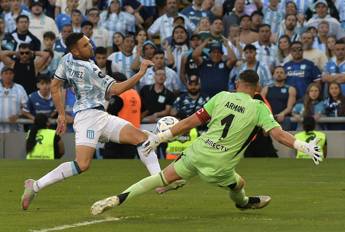 Maravilla sigue sin poder marcarle goles a River; es el único equipo grande al que no le convirtió Maravilla sigue sin poder marcarle goles a River; es el único equipo grande al que no le convirtió