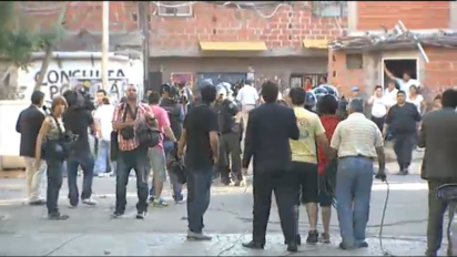Toma y enfrentamiento en un comedor de Chacarita