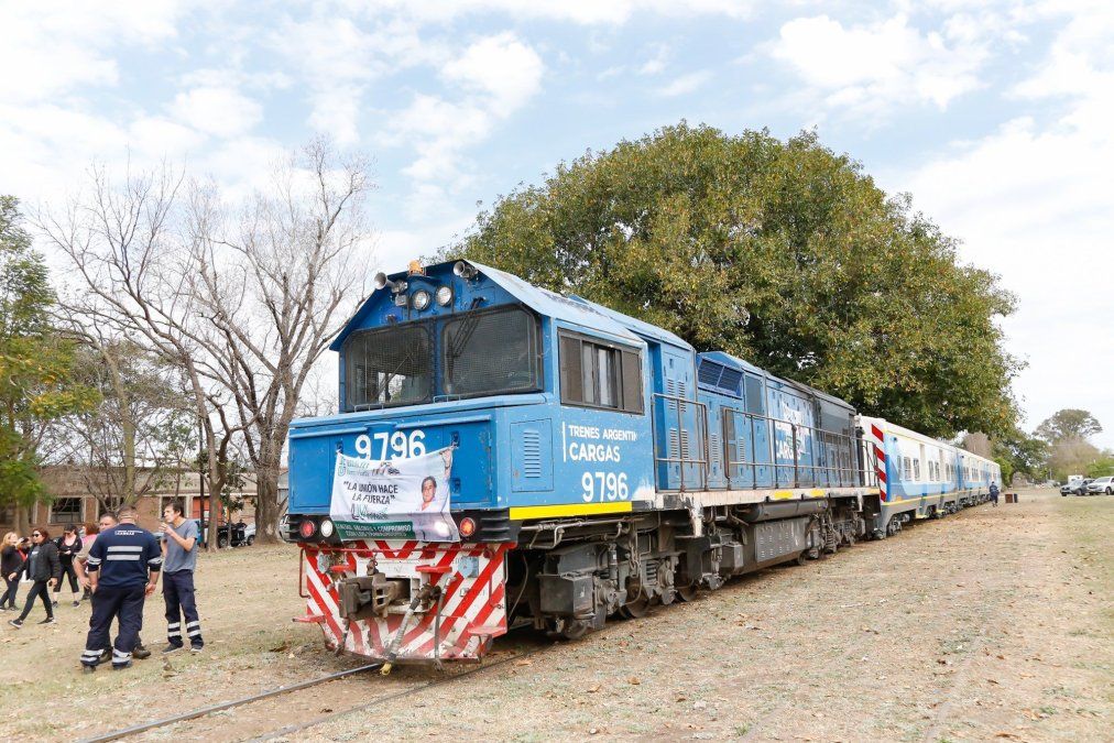La Secretaría de Transporte de la Nación informó el fin del proyecto del tren Laguna Paiva-Santa Fe, porque la provincia no construyó las obras necesarias.