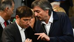 Intendentes apuntan a ambos por diferentes motivos: Axel Kicillof y Máximo Kirchner.
