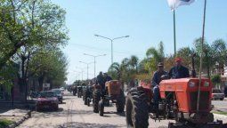 altText(Arrancó el paro del campo en todo el país, por 7 días)}
