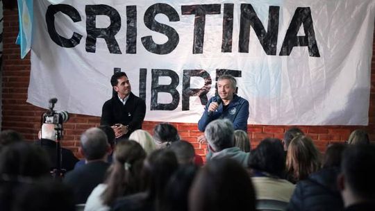 Máximo Kirchner en Carmen de Areco.