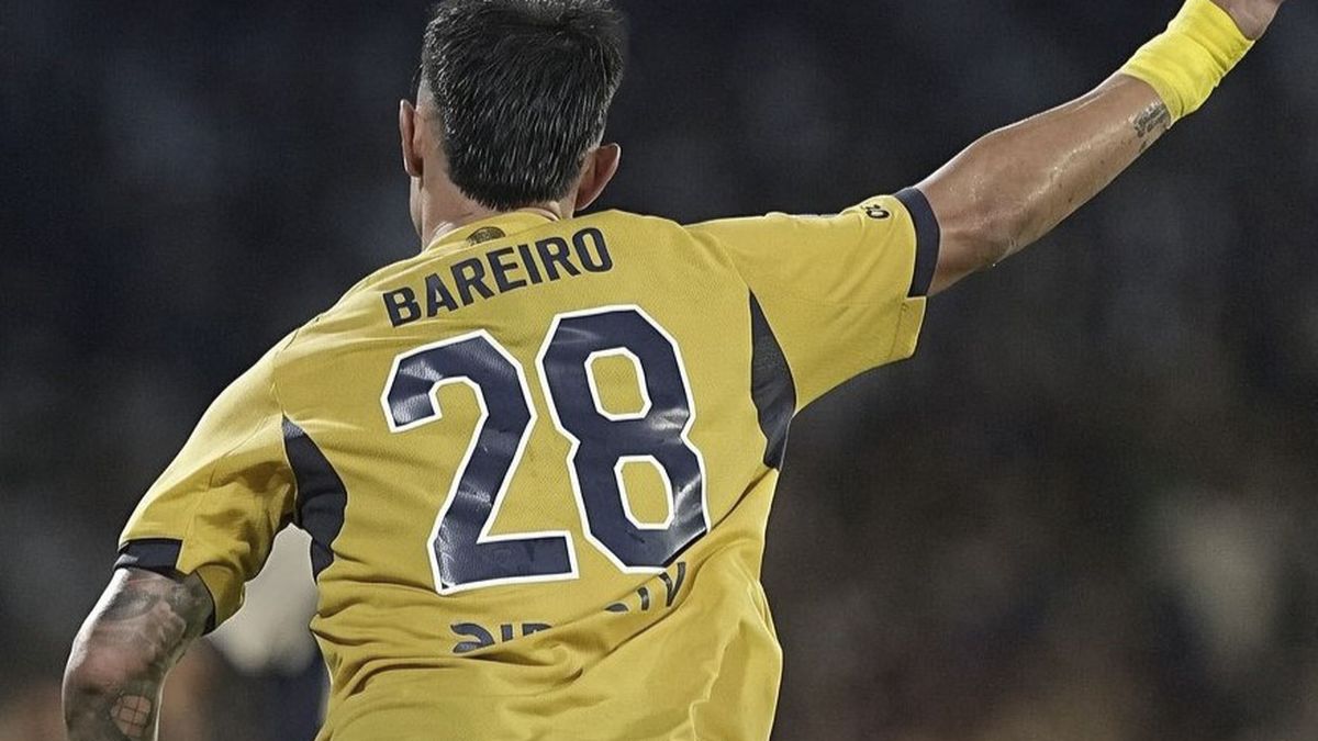 Adam Bareiro se fue expulsado en Boca Adam Bareiro se fue expulsado en Boca