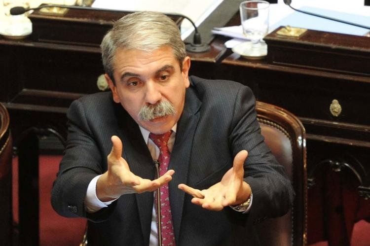 Aníbal Fernández en el Senado de la Nación.