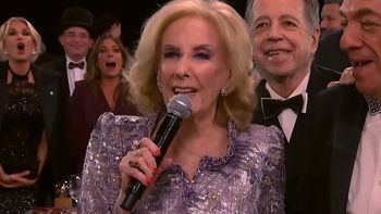 La promesa de Mirtha Legrand que llenó de emoción los Martín Fierro
