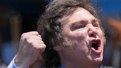 Javier Milei habilitó a colegios y universidades privadas aumentar su cuota sin límite
