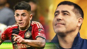 Juan Román Riquelmecontinúa con la limpieza en el plantel de Boca Juniors y le apunta muy fuerte aThiago Almada pero deberá pagar ocho millones de dólares. Juan Román Riquelmecontinúa con la limpieza en el plantel de Boca Juniors y le apunta muy fuerte aThiago Almada pero deberá pagar ocho millones de dólares.