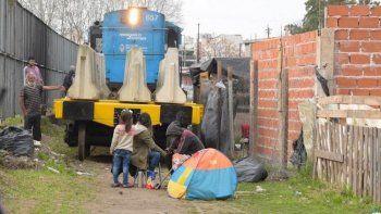 explosion de villas en el gba: ferroviarios tambien apuntan contra intendentes y movimientos sociales explosion de villas en el gba: ferroviarios tambien apuntan contra intendentes y movimientos sociales