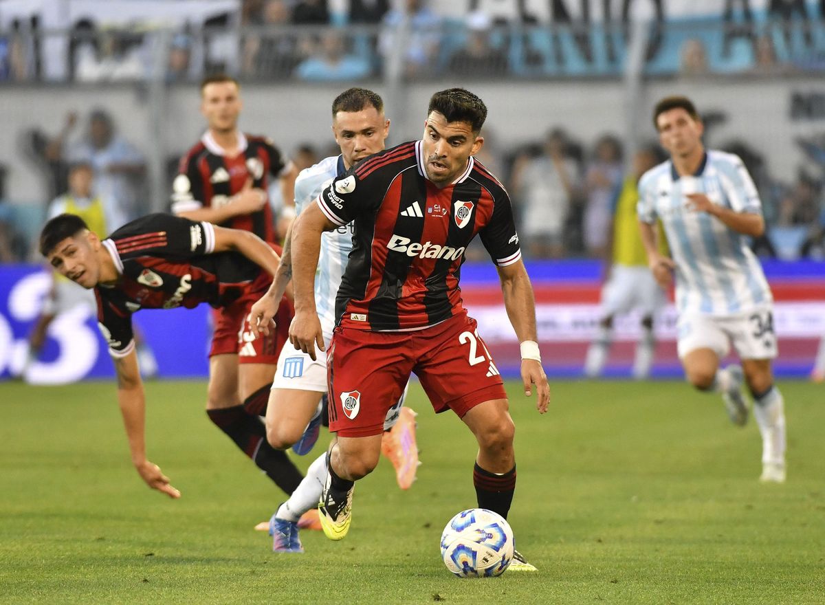 Tras la salida de Casco, el Huevo Acuña tiene nueva competencia Tras la salida de Casco, el Huevo Acuña tiene nueva competencia