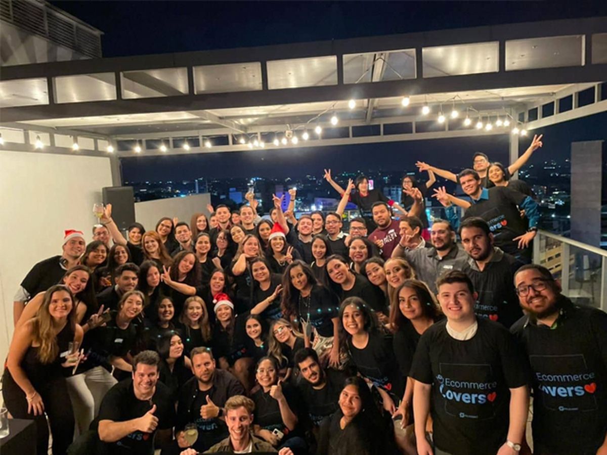 Foto promocional de Solucionet: "¿Cómo hizo esta empresa para crecer 1.000 % en solo un año?".