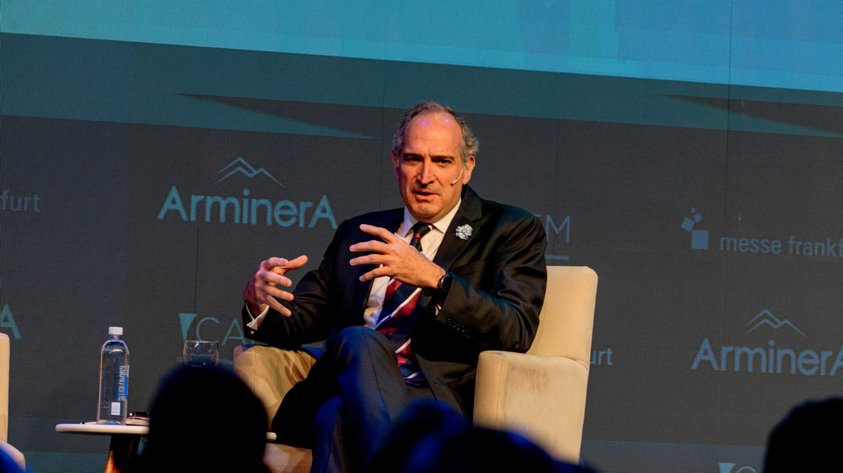 Martín Pérez de Solay, CEO de Glencore "Alumbrera invertirá en cobre argentino" Martín Pérez de Solay, CEO de Glencore "Alumbrera invertirá en cobre argentino"