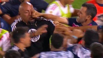 Un custodio de River fue multado por el escándalo ante Independiente Rivadavia
