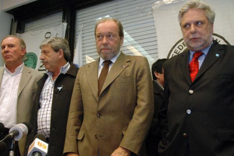 La Mesa de Enlace resolvió un cese de comercialización como protesta.