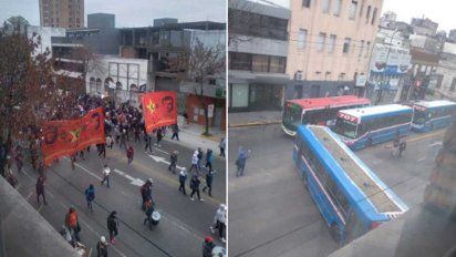 Manifestación frente a la municipalidad de San Isidro
