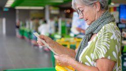 El gobierno volverá a pagar el bono devaluado de $70.000 a los jubilados.