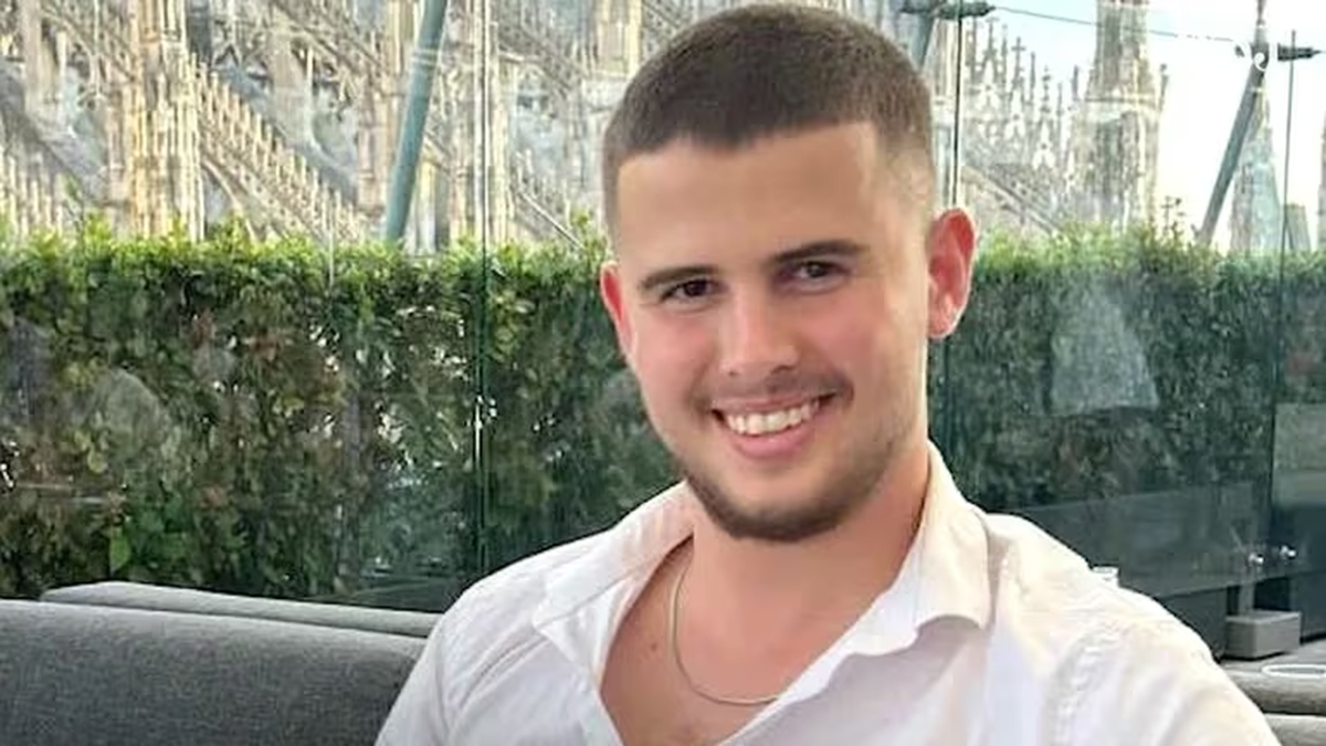 Ron Sherman tenía 19 años y era soldado en la zona de Gaza. Ron Sherman tenía 19 años y era soldado en la zona de Gaza.