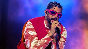 Bad Bunny en Argentina: fans extasiados y lo que se sabe del show. Bad Bunny en Argentina: fans extasiados y lo que se sabe del show.