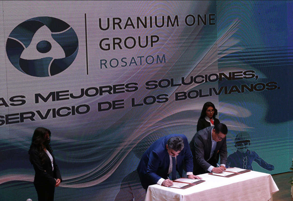 Importante acuerdo para la industrialización del litio en Bolivia. Importante acuerdo para la industrialización del litio en Bolivia.
