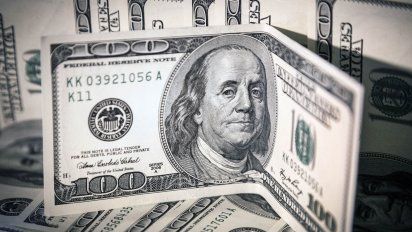 Tras medidas por FMI, así cierran acciones, dólar y bonos