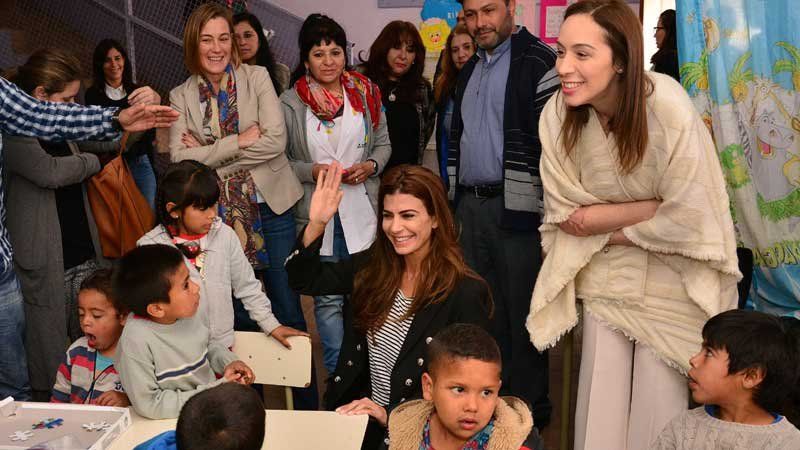 Awada y Vidal en un comedor comunitario.