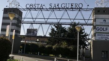 La Rural / Irsa le ganó a Clarín / La Nación en Costa Salguero pero hay demora...