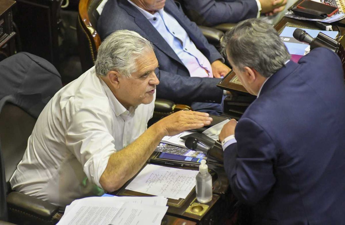 Las críticas de Ricardo López Murphy al Gobierno llegan luego de que Javier Milei lo acusará de ser una "basura" y un "traidor". Las críticas de Ricardo López Murphy al Gobierno llegan luego de que Javier Milei lo acusará de ser una "basura" y un "traidor".