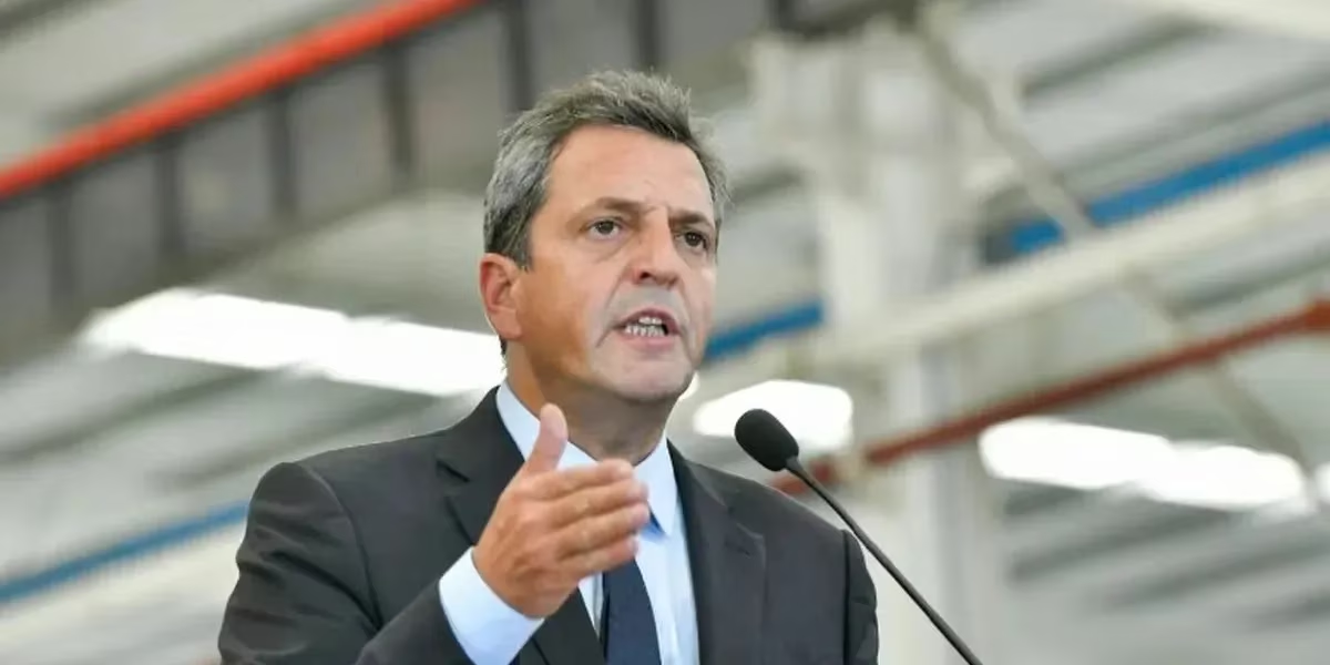 Massa seguirá vigente y presente en su puesto.