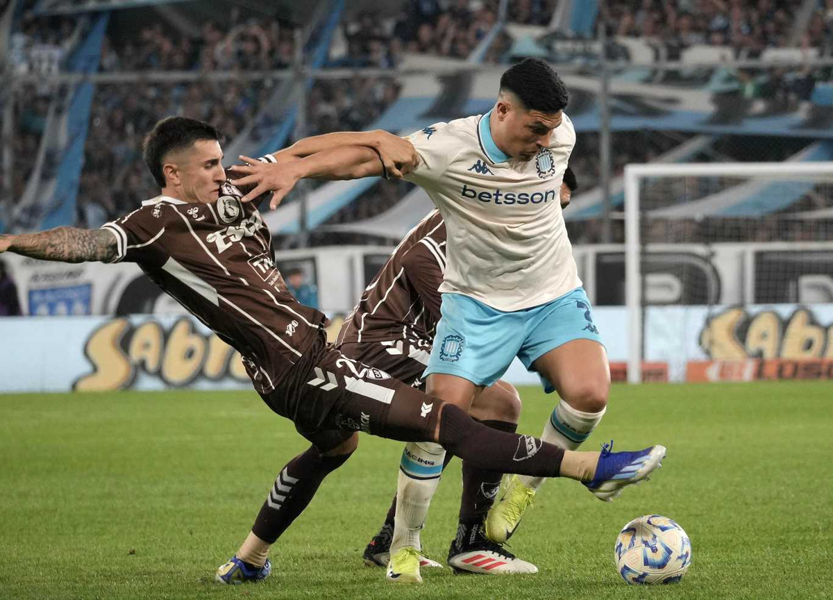 Maxi Salas sintió un tirón en el duelo vs. Platense Maxi Salas sintió un tirón en el duelo vs. Platense