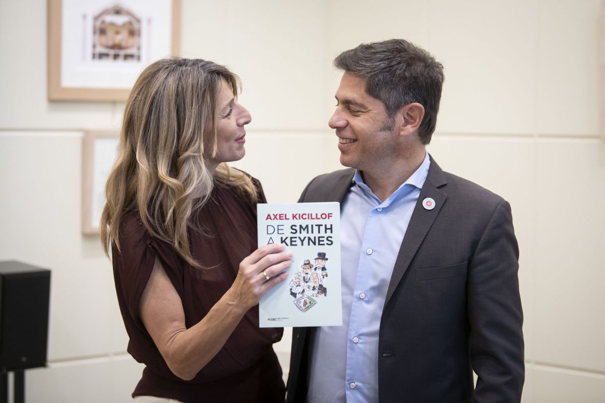 Axel Kicillof junto a la vicepresidenta segunda del Gobierno español, Yolanda Díaz, durante su reunión en Madrid en el inicio de la gira por España. Axel Kicillof junto a la vicepresidenta segunda del Gobierno español, Yolanda Díaz, durante su reunión en Madrid en el inicio de la gira por España.