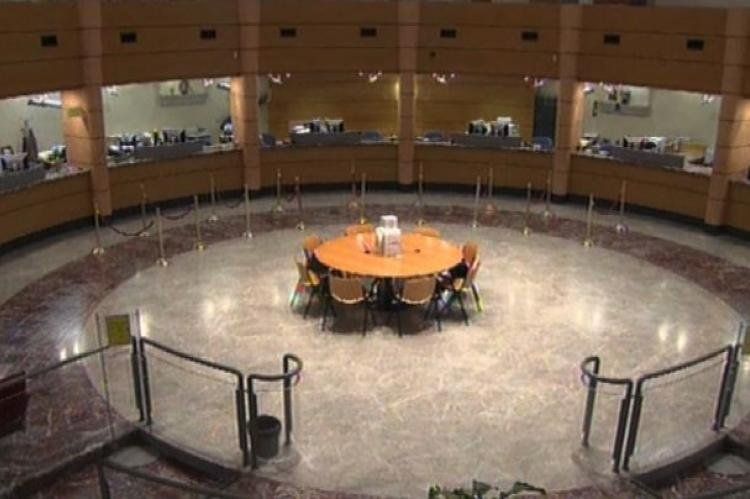 De cualquier manera, lo que ha quedado en evidencia es la falta de funcionamiento del sistema de vigilancia del IOR (en la foto su área central).