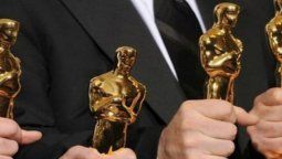 altText(Es oficial, por el COVID19 se retrasaron los premios Oscar para el 25/04 de 2021)}