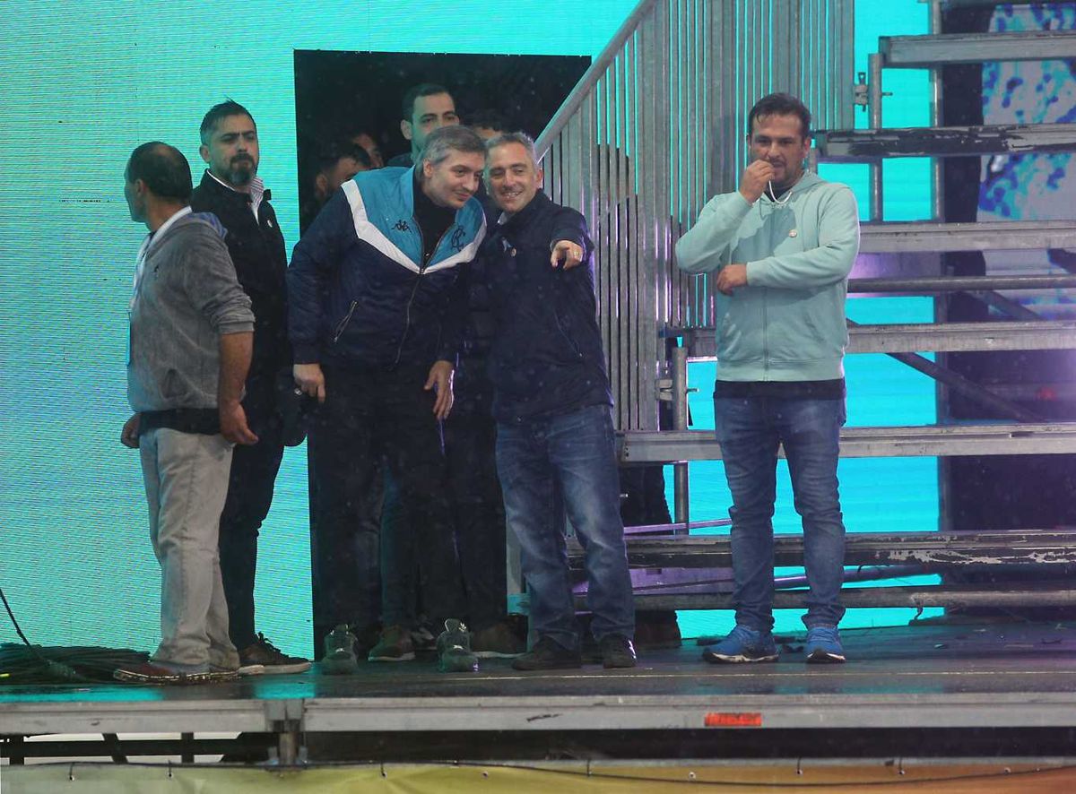 Máximo Kirchner y Andrés Larroque en mayo de 2023, esperandoa Cristina Fernández de Kirchner. Imagen hoy imposible. Foto NA: DAMIAN DOPACIO Máximo Kirchner y Andrés Larroque en mayo de 2023, esperandoa Cristina Fernández de Kirchner. Imagen hoy imposible. Foto NA: DAMIAN DOPACIO